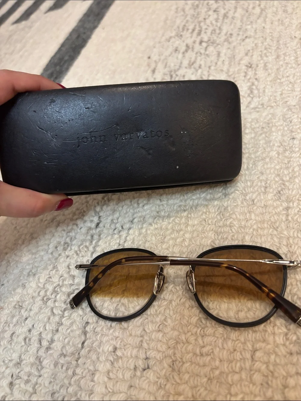 John Varvatos Black Round Sunglasses Brown Gradient Lenses